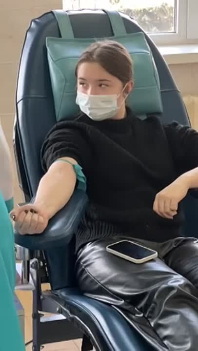 ������ � ���������� 6 ���������, ������� ������ ����� ����� 1-�� ������������� ������