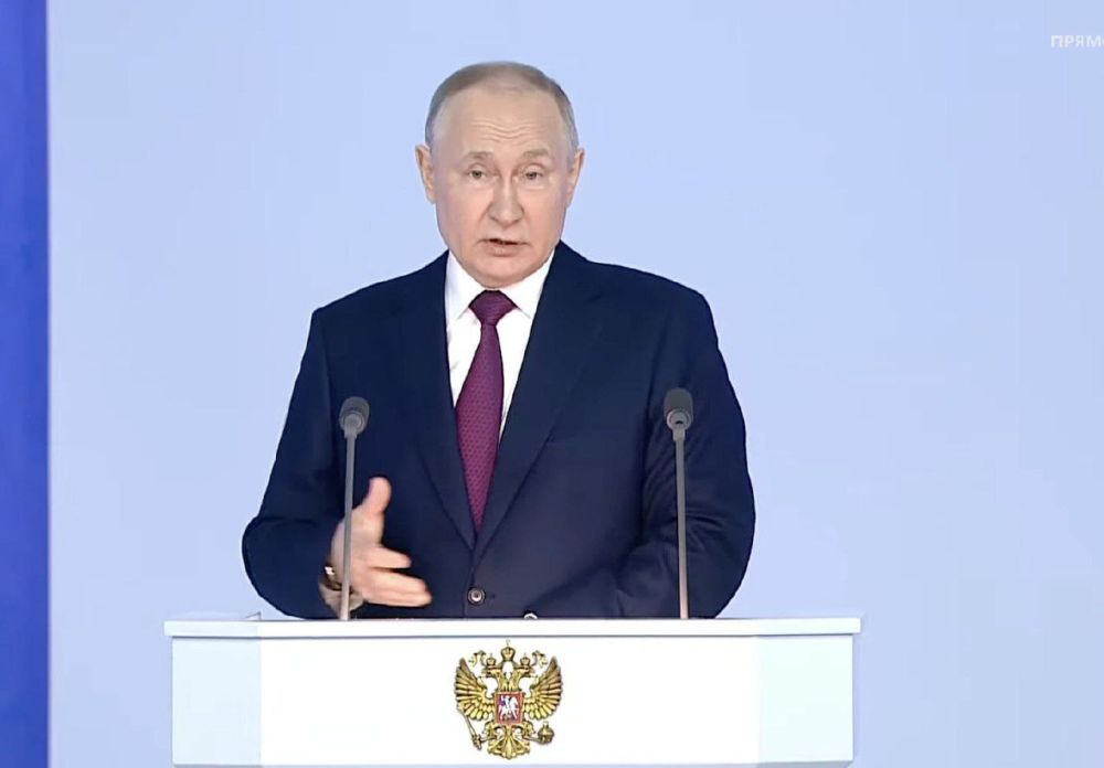 Госсекретарь США Энтони Блинкен назвал «печальным и безответственным» решении России приостановить участие в Договоре о сокращении стратегических наступательных вооружений, о котором ранее объявил президент РФ Владимир Путин