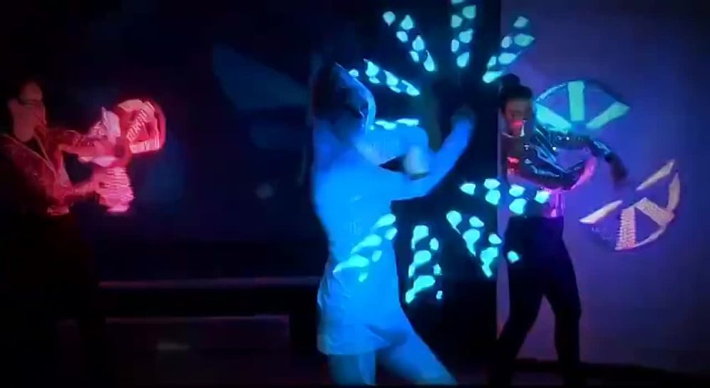 ����� ���� � �����. ������� �����, ��������� �����������, ������������ ������� � ����� ������. �� ��� - �� ��������� ������ ��������� ������ ��������� � ��������� ���������� ��� ���. ��� � ��������� ����������� - 26 �����. ��� ���������