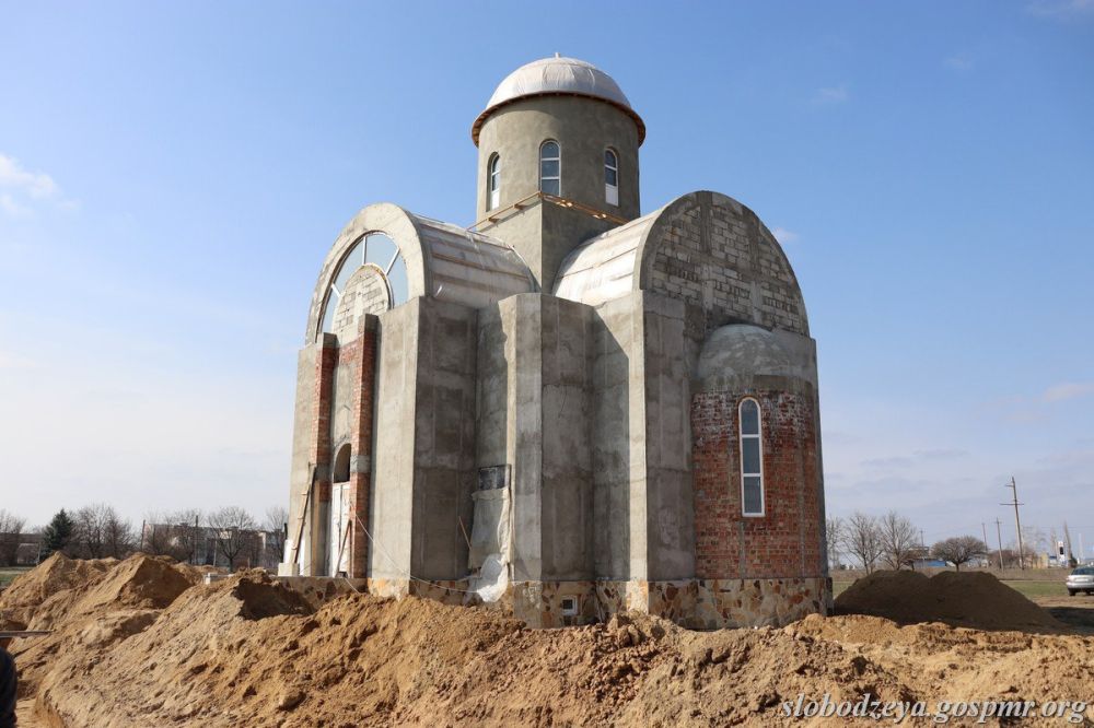 �������� ����� ������� � ����������� ����� ���������� ������������ � ����-, ����- � ���������������� � ������������ �����