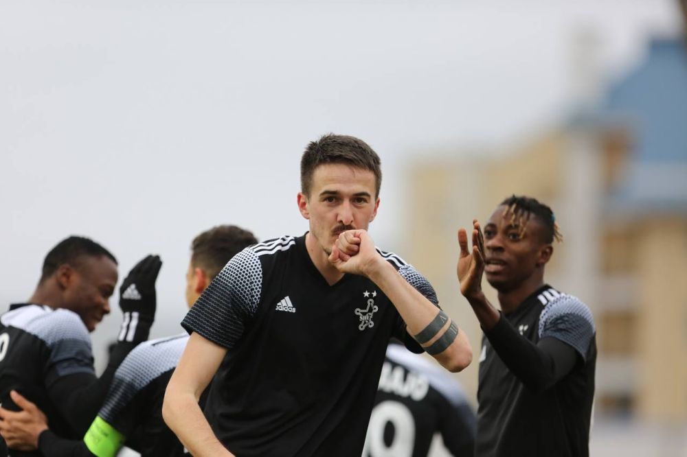 ������� �������� ����� ���� ����� � ���� 2 ��������� ��������