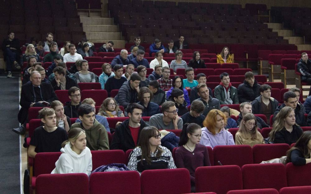 ����� �������������� �������