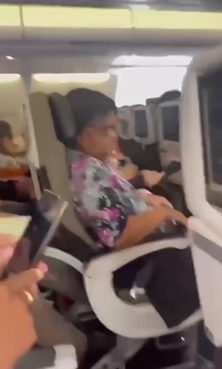 10 ������� �������� ������ � ���������� �������������� �� ����� ����� �� ����� Airbus A330-300 �� ������ � ��������