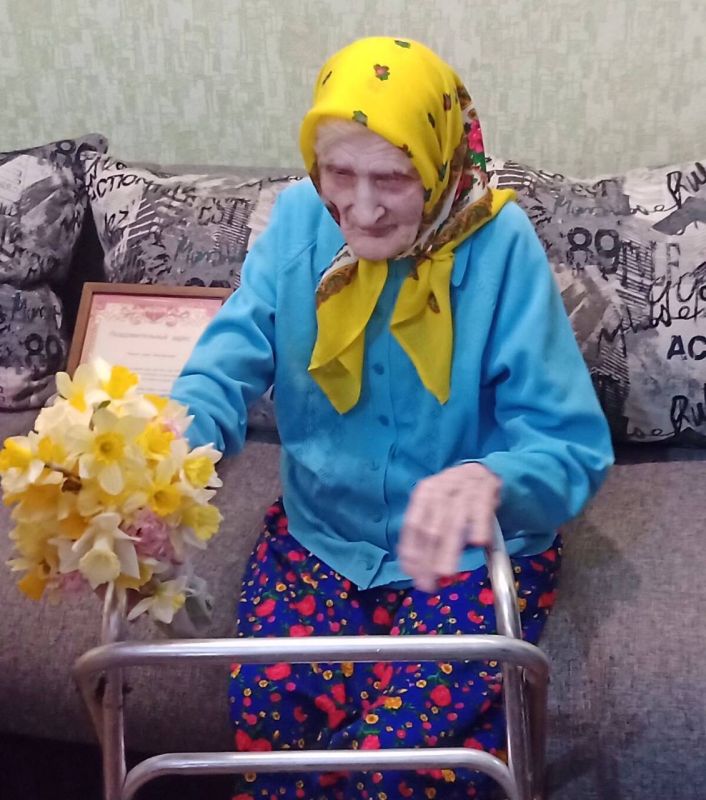 ������� ������. ������� 100-������ ������ �������� ���������� ���� ������� ���� ���������� �����