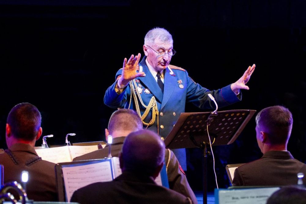 ������� ������� �������� ����� ���������� ��� ������� ��� 30-����� ������� ���������