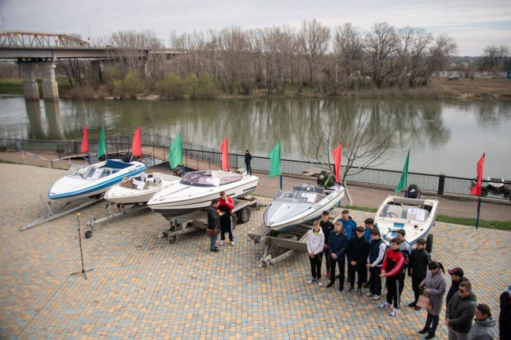 ����� ����������� ������� ������ ������ ����� �����