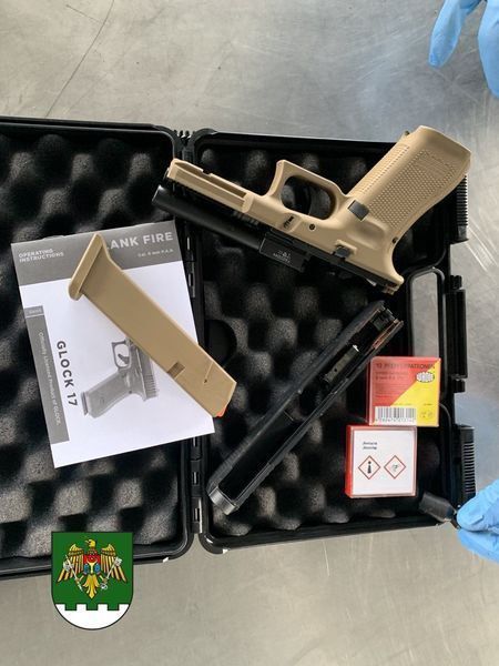 �� ������� � �������� ���������� ����������� ������� ������ � ������������ ���������� ������ ��� ������� ���������� � ������ � 49 ������� ������� � ������� ������������ ������� � ������� ������ ���� 17 � ��������� � 12 ������ ������� �����