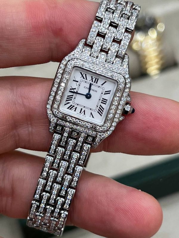 �������� ����������� Cartier �������� ��-�� ������� ��� �� ���� ������ � ������ �������� �� ������