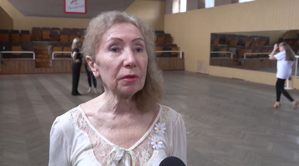 ���-�-���� � ���� ���������� ����� ���������