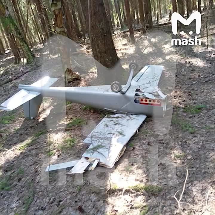 ���������� ����������� �����������, ������� �� ���������� UJ-22 Airborne, ���� � ������������ ������ ����� ���������� � ��������