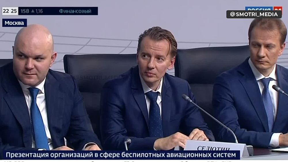 ����������� ������� ����� ������������, � ������� ����� ���������� ����� 1 �������� ������ � �����