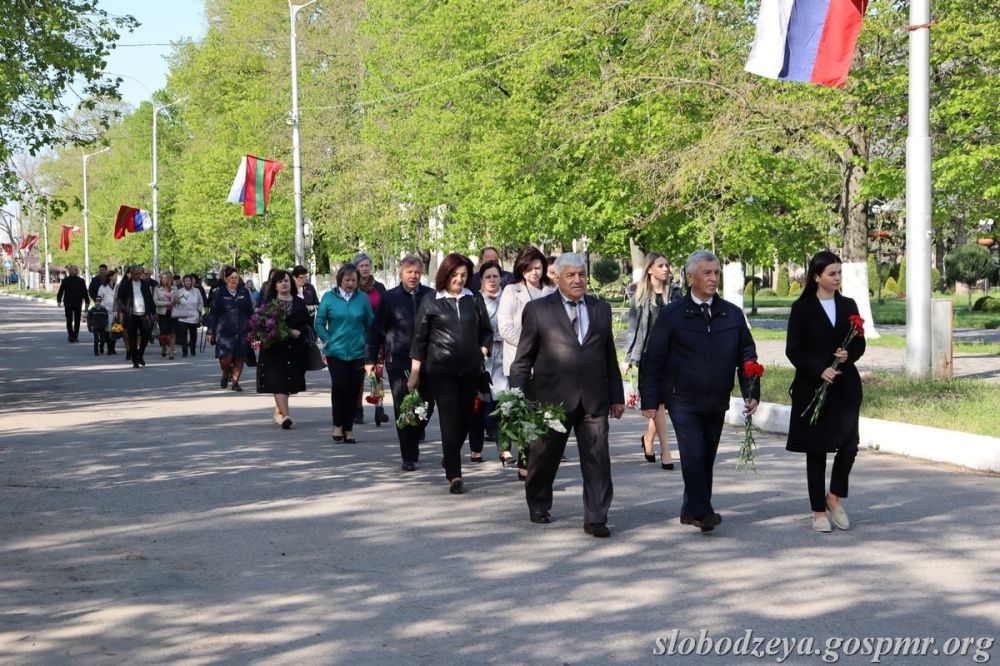 ���� ������������� ������������ ���������� � ��������� �������� ����������� �������� � ��������