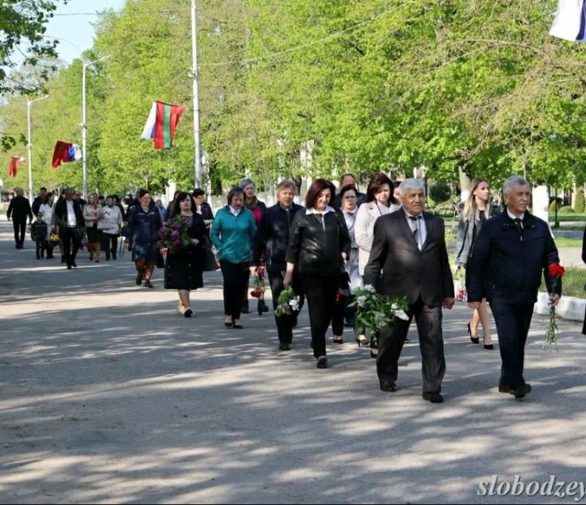 � ��������� ����� ������������ ������������