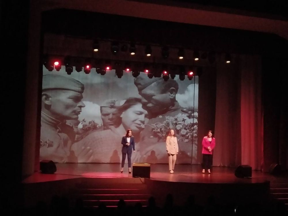 "������", "�����", "������", "Action"