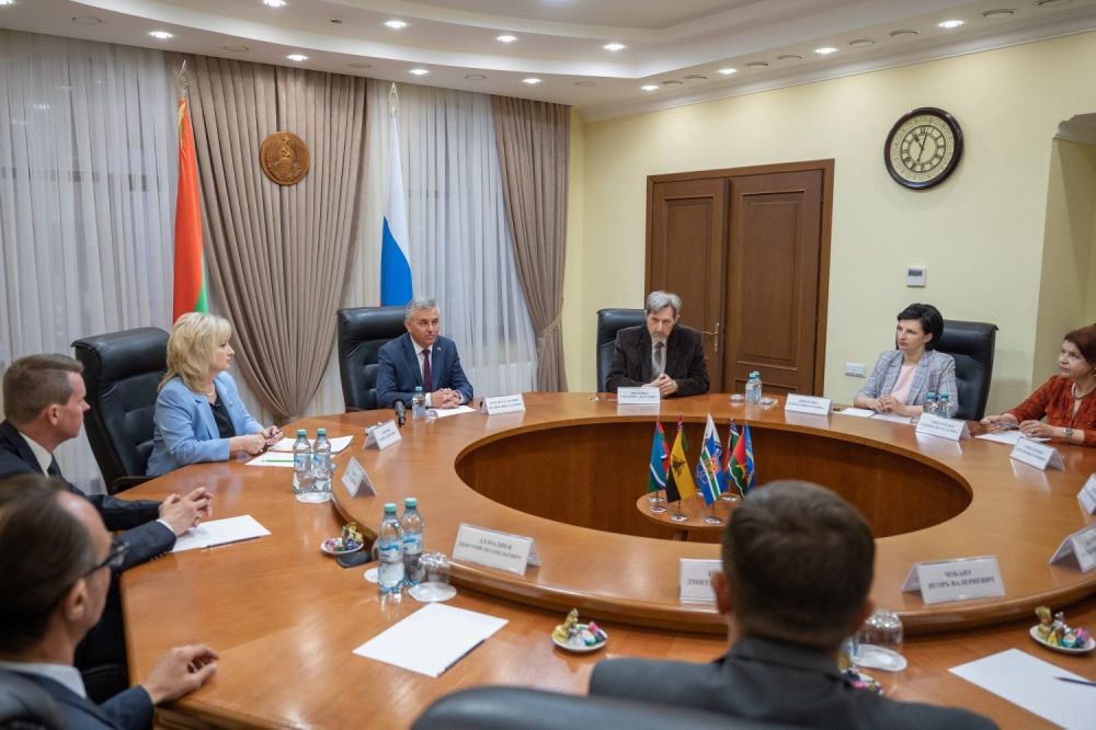 ����� ����������� ��������� � ����������� ����� �������� � ���������