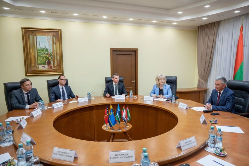 ����� ����������� ��������� � ����������� ����� �������� � ���������