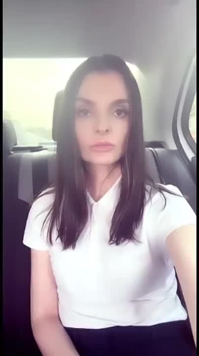 Избранная глава Гагаузии Евгения Гуцул записала обращение к избирателям и призвала людей прийти к зданию ЦИК, чтобы поддержать руководство ЦИК