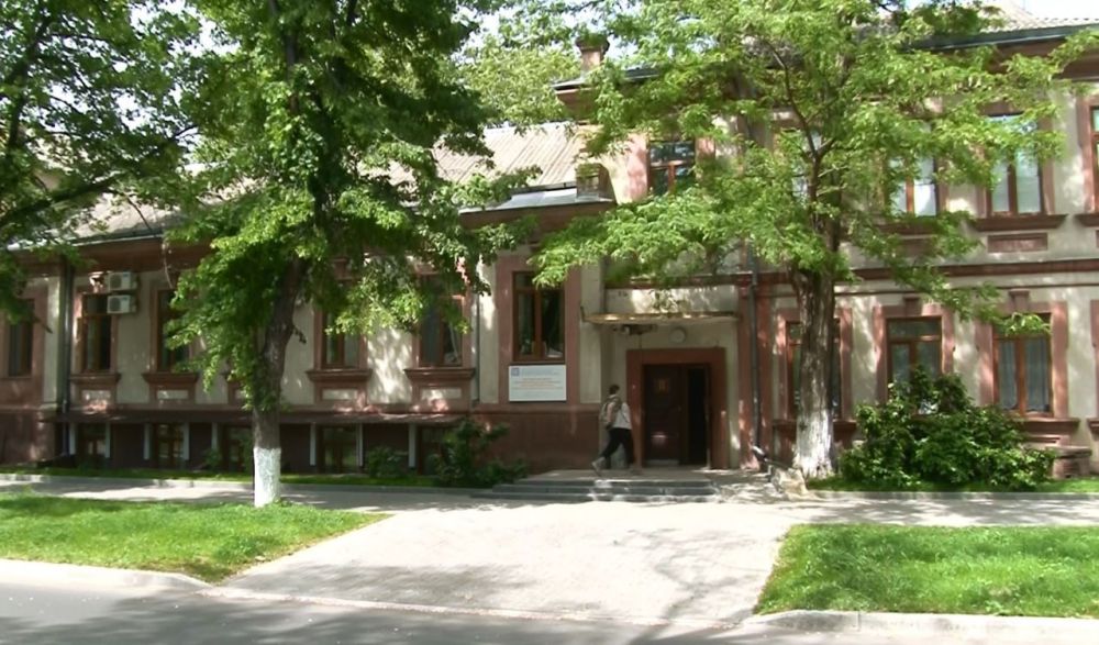 ���� � ����� ���������. � ��������� ������ ��������� ����������� ����������� ����������, ������� ����� ���������� �����. ������ ������ �������� ���. �� �������� ������ ���� �������� ����� � ������ ������ � ��� ������ 500