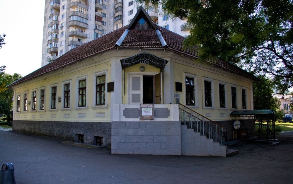 ����� �������������� ����������� ���������� ����� � ���������������� ����������