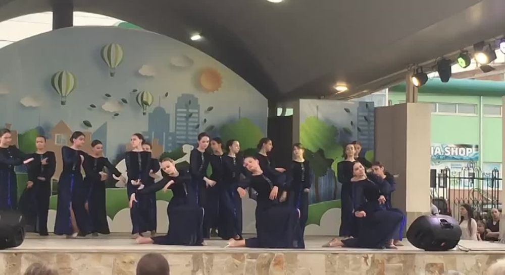 ����� � �������������� ����� ������ ������� �������, ����������� 105-����� ��������� ����������