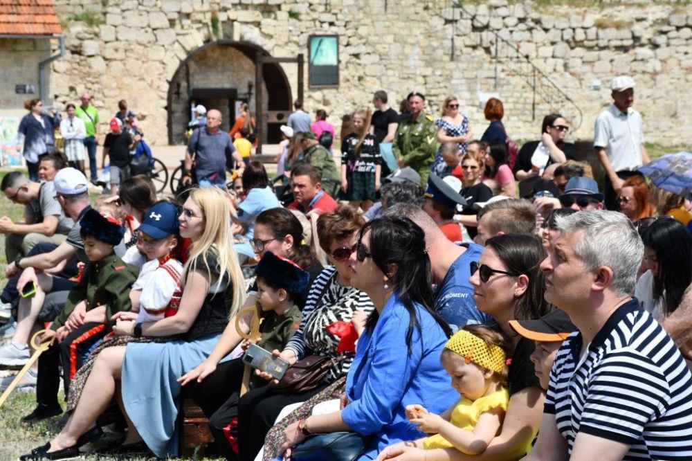 � �������� ������ VI-� ������� ��������� �������� ��������