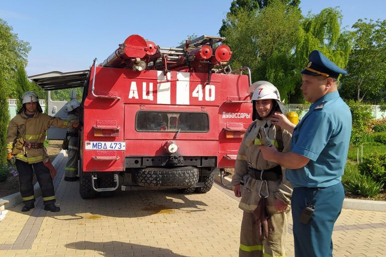 � ������ ������������ ����� � ��� ������� ������� �������-����������� ������, ���������� �� ����� �. ���������