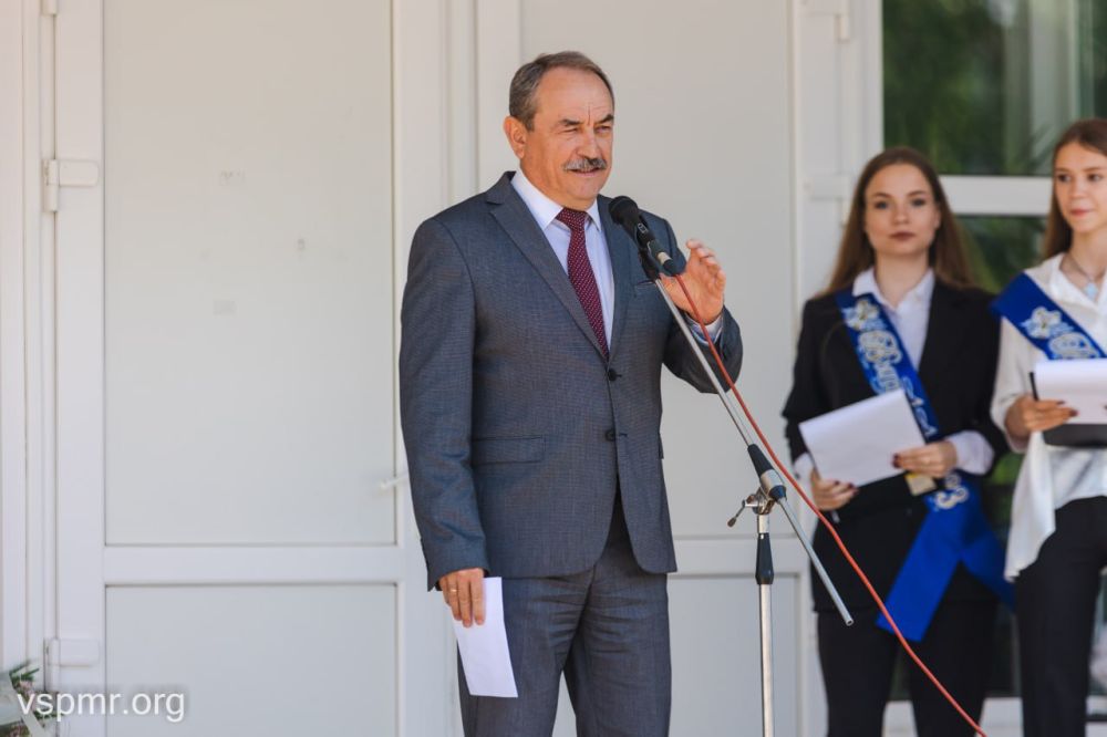 «Уверен, что вся школьная программа – задачи по математике, правила русского языка, приднестровская история и мировая...