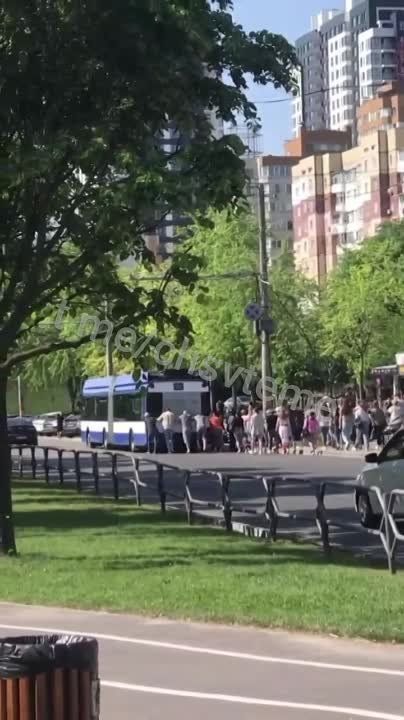 � �������� ��������� ����� ��������, ����� � ������� ������