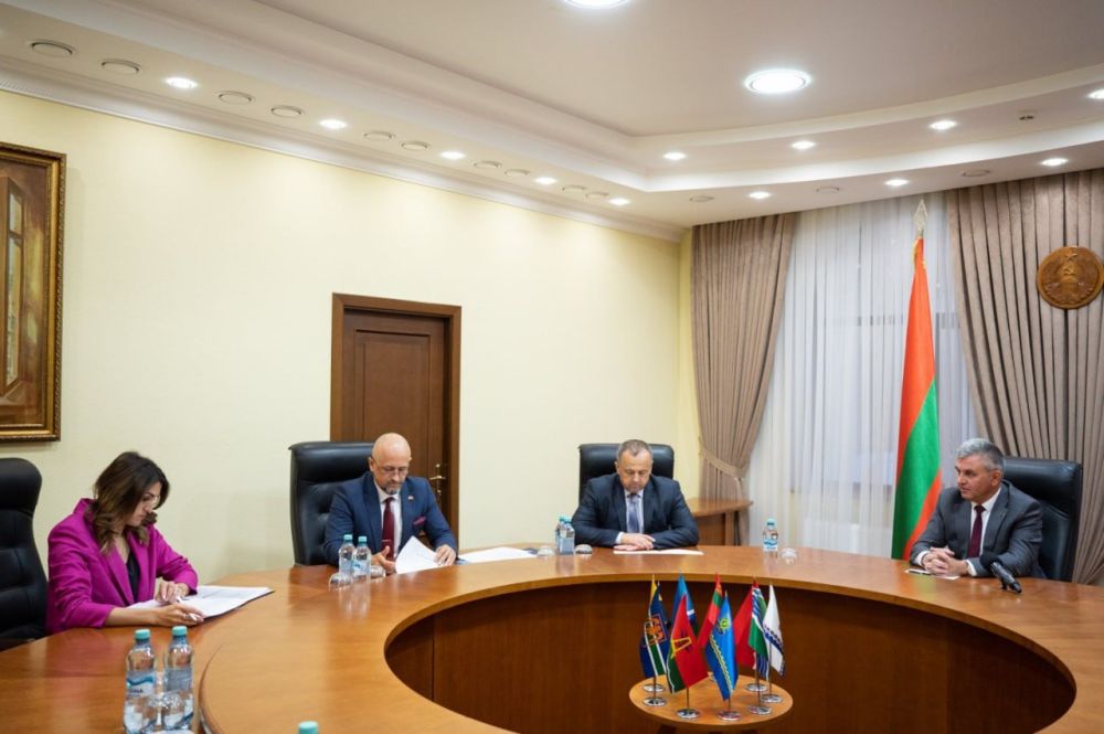 ������ �� ������ ������� � ���������� ����, ������ ������� ���. ������ ��� � �������� � ����������