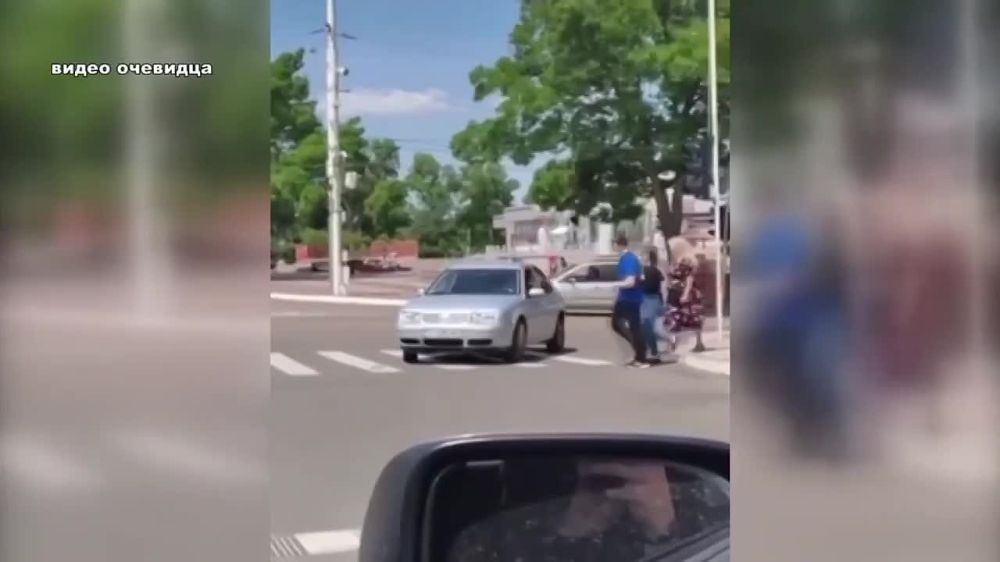 �������� �������������, ������� ��������� � ����� �������� �� 25 ������� � ���������, �����������