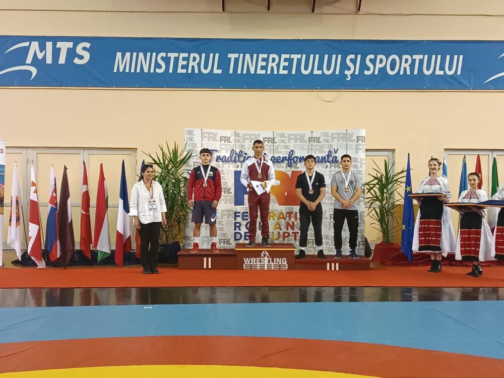 �� �� �������!. ����������� �������� ������ �������������� ������� �� �����-������� ������. ������������ ������ � �.����-������ (�������) � 1 �� 4 ����. ����������� � ��� 12 �����