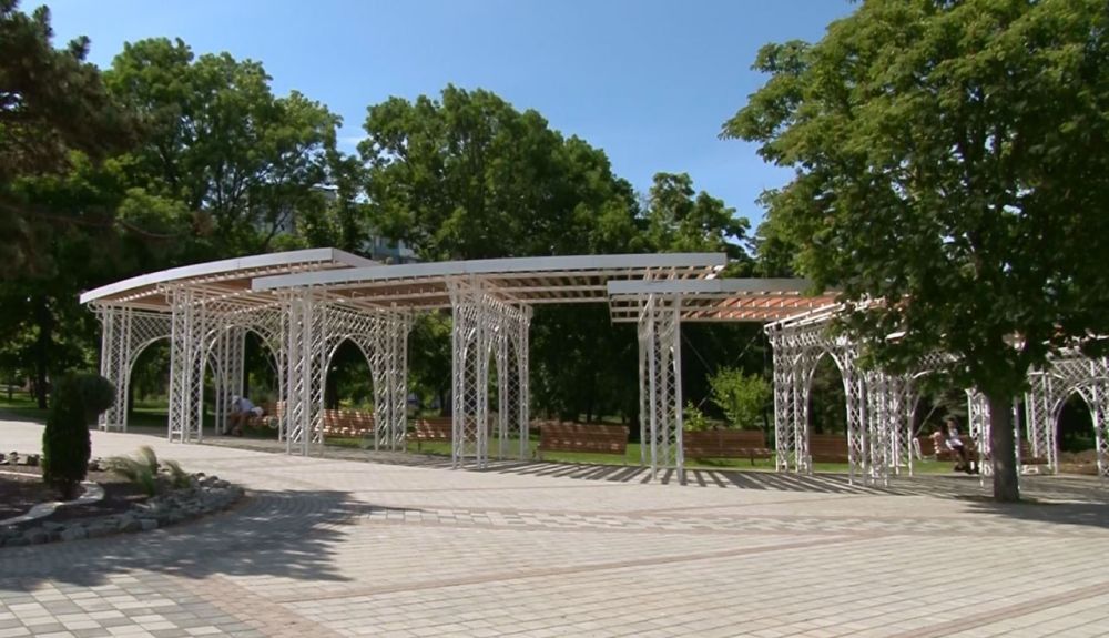 � ��� � ����������������� ����