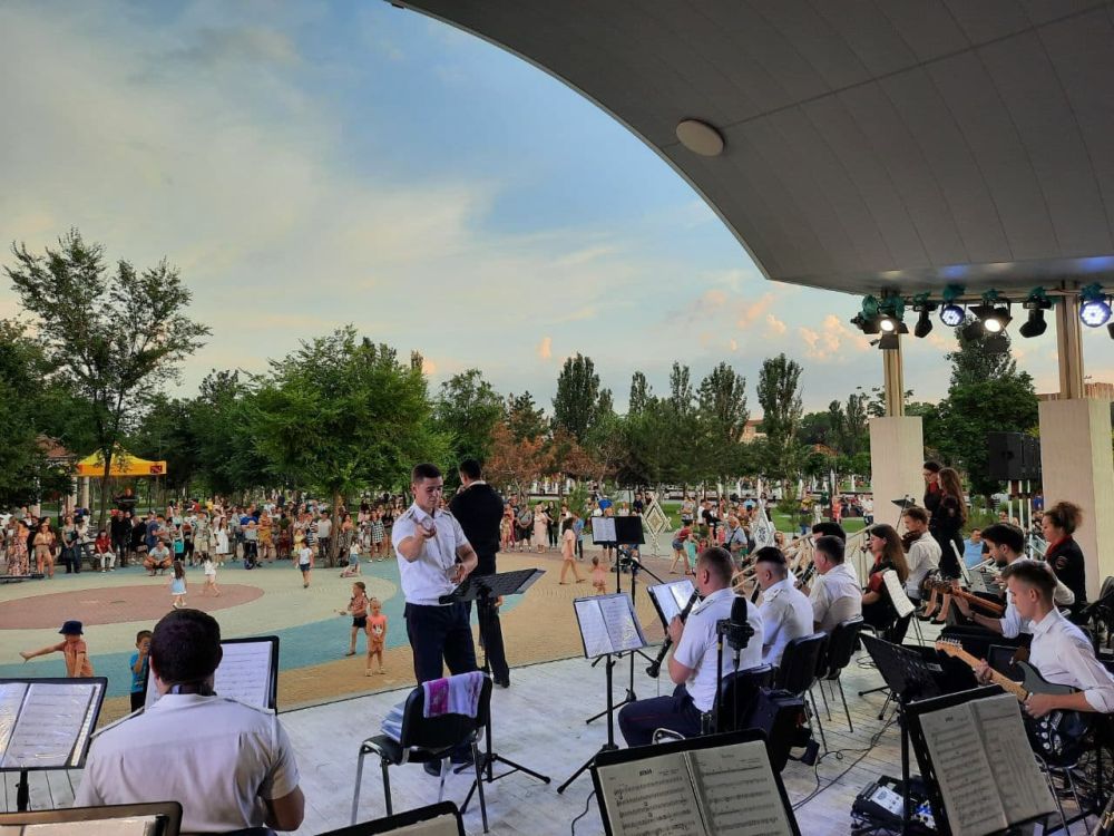 ����������������� ���-������� ���������� ������� ��� 18 ���� � �������������� �����