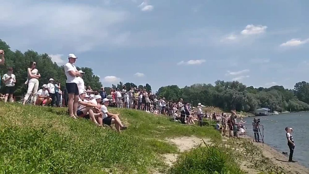 ������� ������������� ���������� ����� ����������� ���������� ������ "����� ���������� �� �������� ����� �����", ������� ������� "�������������" � �������� � 8 �����������