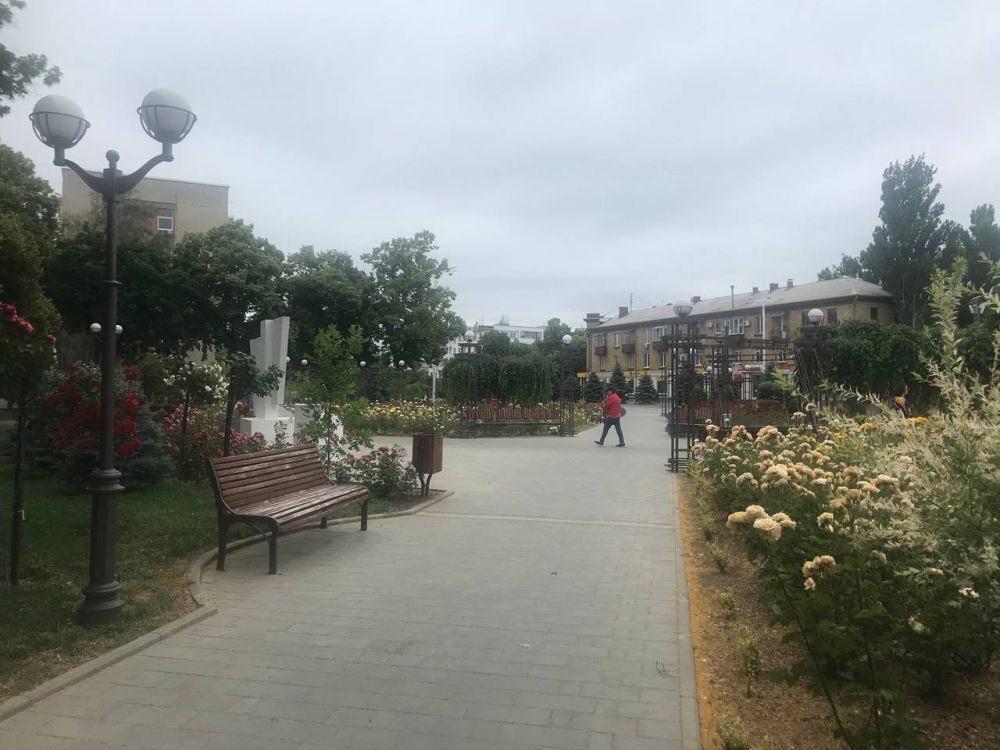 ���� ����� ������, �� ����-�� ������