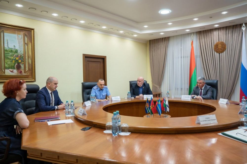 ���� ������������� ���������� ���� �� ������ ����