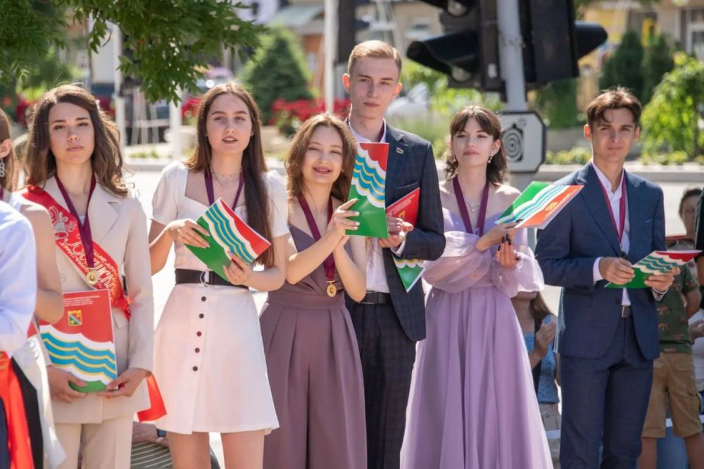 � ������� �������� ������� � ���������� ������� ������� � �������, 16 ����, � 10 ���� �� �������� � ���������� ��������� ����� ���������� �����������, �������� ��-����� ������������� ����������������