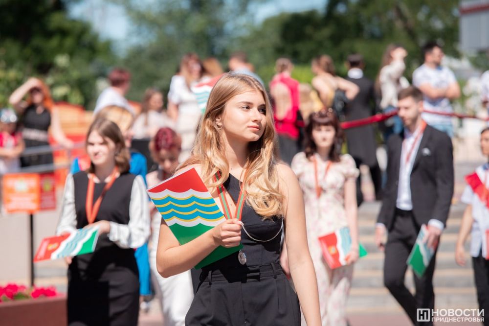 ����������� ���������� � ��������� ��������� � �������, 16 ����, � ���������� ���������