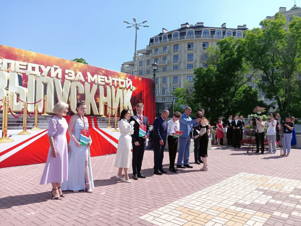 ������ � ��������� �������� �����������