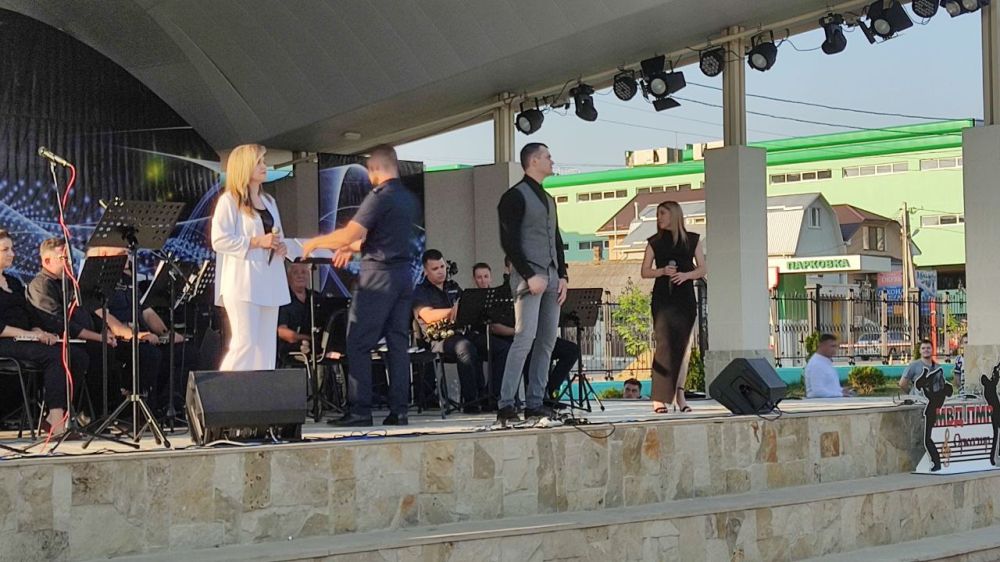 � ������ ��������� �������������� ���� �������� � ��������� ����