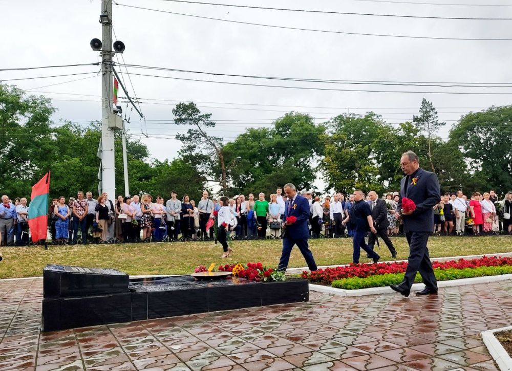 �������� ������ � ������ ������� ����� ������������� ��������� � ������ ������