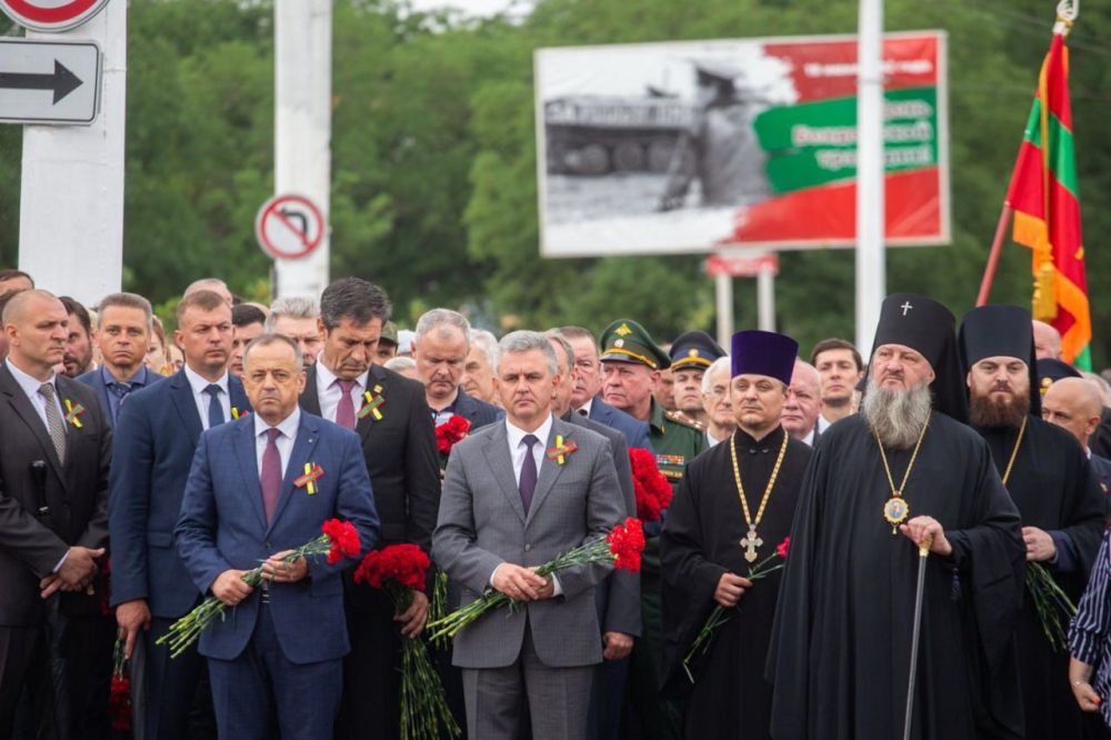 ����� ����������� ������ ������ ��������������, �������� � 1992 ���� �� ������ ���������� ���������