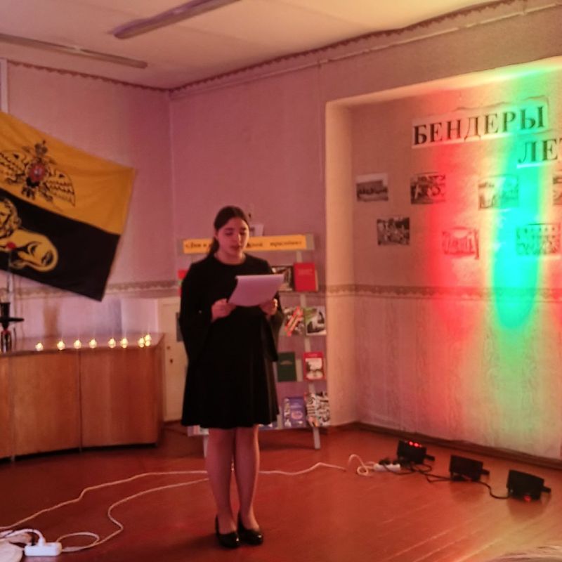 � ���������� ����� N7 ������� ������� �����������, ����������� ������ �������� 1992 ����