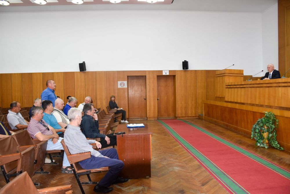 �����������, ������������ � 31-� ��������� ���������� ��������, � ��������� ������ �������� �� ��������� ���� �� ���� ����