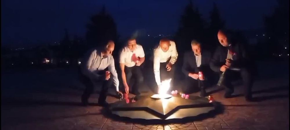 4 ����. � ������� ������ ���� ������