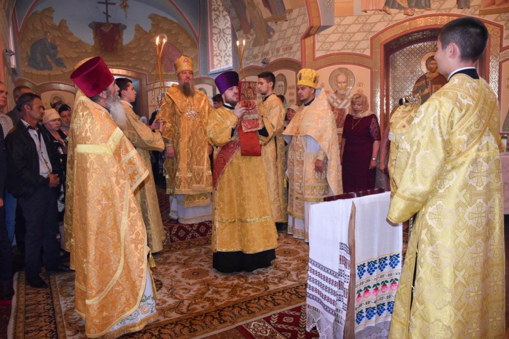 8 ���� � ���� ����-������ �������� ���� �����, ����� � ��������