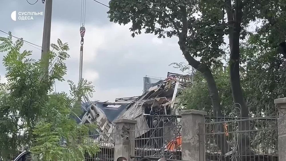 � ������ ��������� � ����� ������������ ��� � ������, ������� �������������� ��� ����� �����