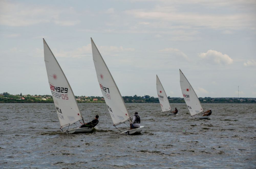 � ��������������� ��������� ����� � �������