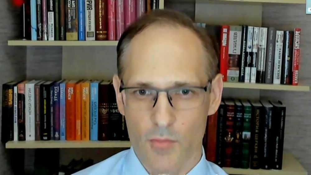 Глава МИД Виталий Игнатьев дал интервью телеканалу «Россия 24». Говорили о миротворческой операции