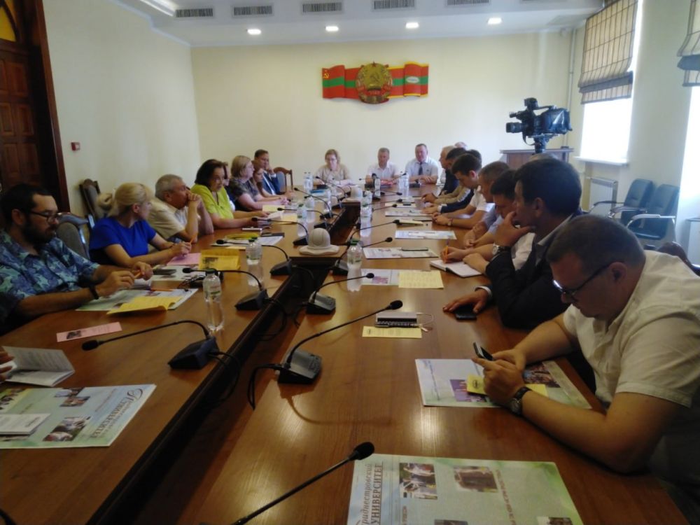 ����� ������ � ��� �������� ������� ������������� ������� ���� ��������������� �������� � ������������� � ������������ ��ʻ